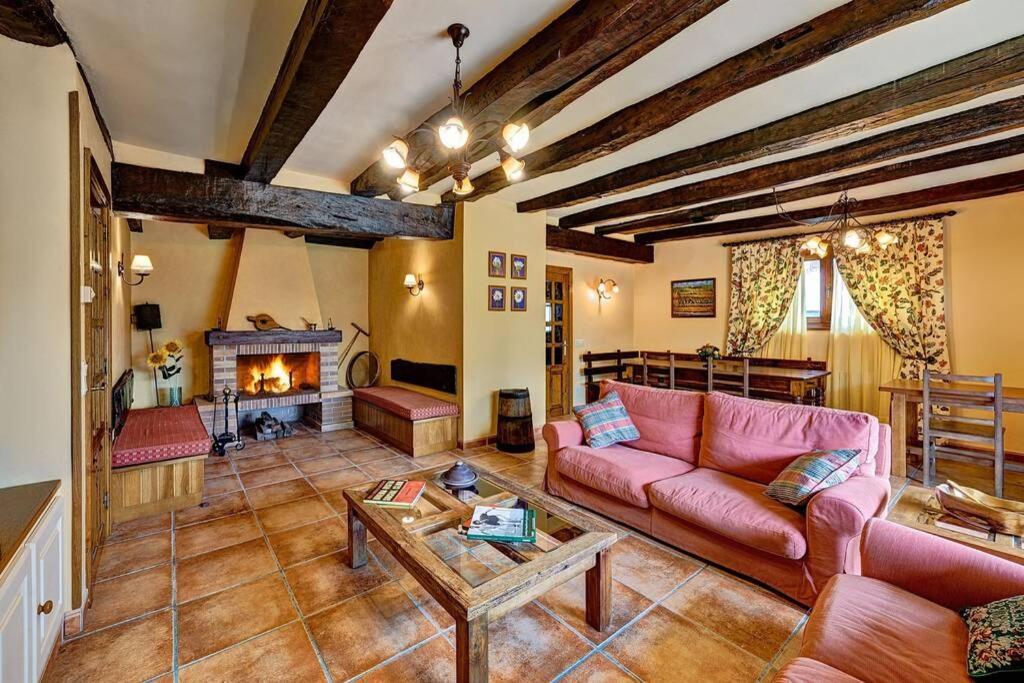 Casa Rural Pedronea Eltso Екстер'єр фото